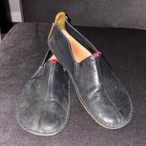 Men’s VivoBarefoot Black Leather Slip-On Loafers Size EUR 44